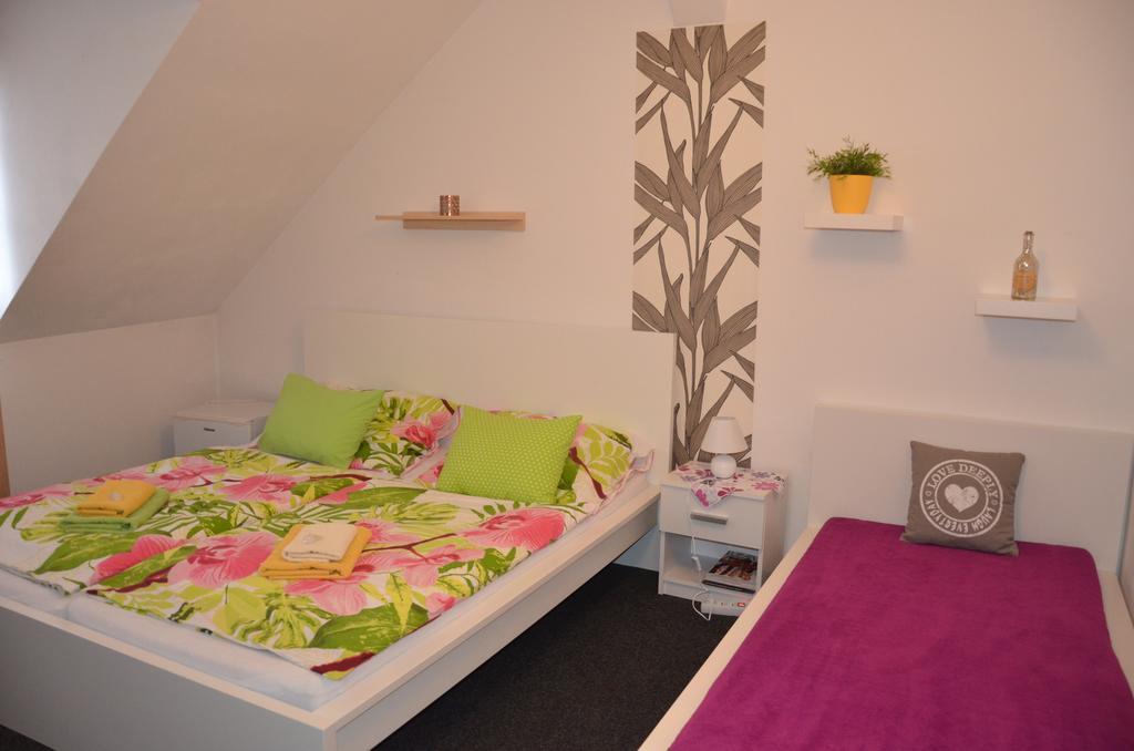 Guesthouse Zlaty Hrozen Česká Lípa Zewnętrze zdjęcie